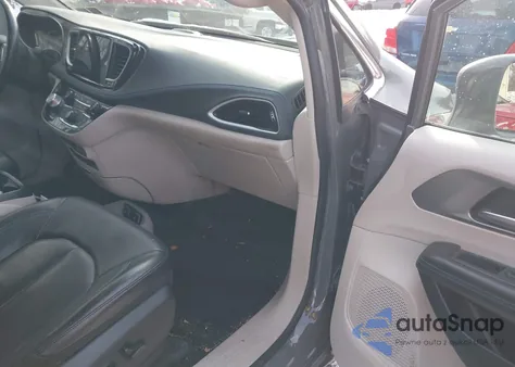 2021 Chrysler Pacifica Hybrid Touring L z USA, uszkodzony, nr VIN 2C4RC1L7XMR603286